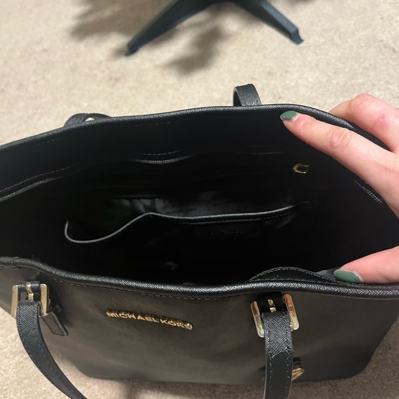 Michael Kors Tote in Black with Charm - Picture 6 of 16